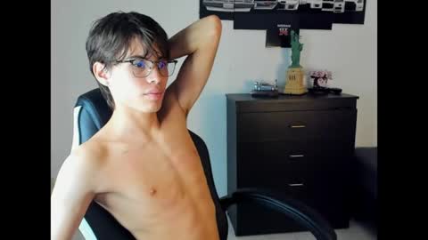 Snapshot of ryan_bronw chatting on June 2026 05:14:01 AM Nathan online show from June 2026 05:14:01 AM