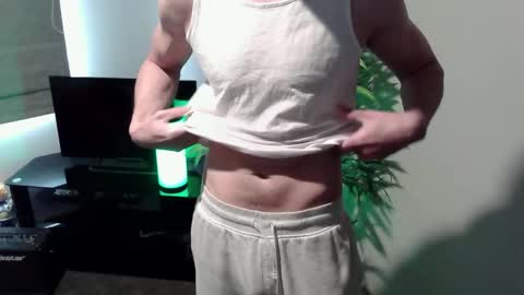 Snapshot of ryan_chatter chatting on November 2025 01:48:02 AM Ryan online show from November 2025 01:48:02 AM