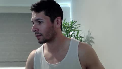 Snapshot of ryan_chatter chatting on November 2025 11:49:02 PM Ryan online show from November 2025 11:49:02 PM