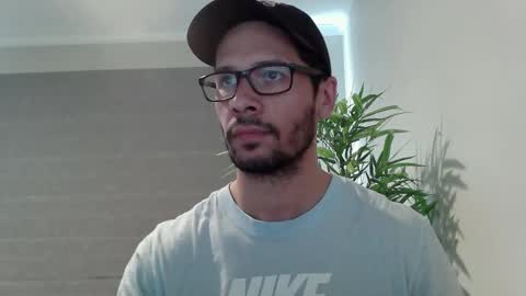 Snapshot of ryan_chatter chatting on December 2025 10:19:01 PM Ryan online show from December 2025 10:19:01 PM