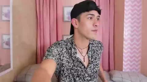 Snapshot of ryan_clark_ chatting on December 2024 08:37:01 PM Ryan online show from December 2024 08:37:01 PM