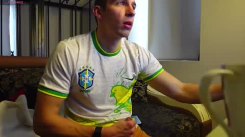 Snapshot of ryan_dozer chatting on November 2025 08:14:01 AM RYAN DOZER online show from November 2025 08:14:01 AM