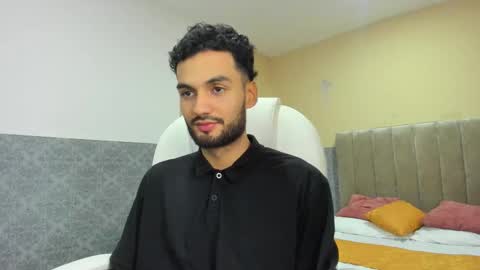 Snapshot of ryan_jackson_ chatting on September 2025 05:12:01 AM ryan_jackson_ online show from September 2025 05:12:01 AM