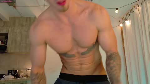 Ryan Blue ig ryannblue online show from November 2025 01:04:02 AM