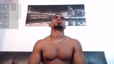 instagram.. Ryandwrn online show from November 2025 12:10:01 AM