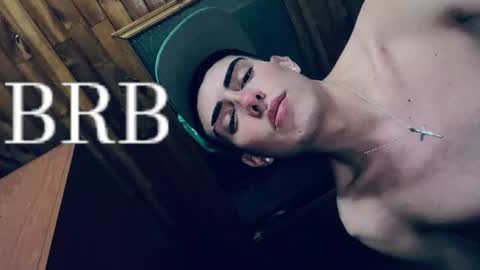 Snapshot of ryannhill_ chatting on July 2026 01:19:02 AM Ryannhill online show from July 2026 01:19:02 AM
