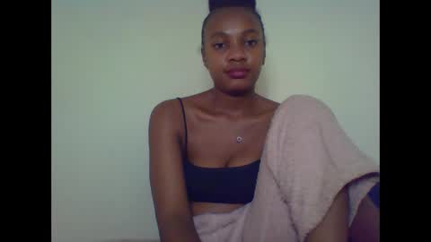 Snapshot of rycie chatting on October 2025 08:06:02 PM Rycie online show from October 2025 08:06:02 PM