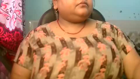 Snapshot of s03286 chatting on May 2026 04:07:02 AM HotLovers online show from May 2026 04:07:02 AM