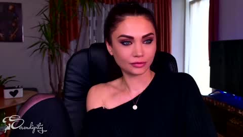 Snapshot of s3r3ndipity chatting on December 2024 09:40:02 AM Y online show from December 2024 09:40:02 AM