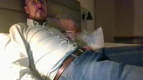 s_i_q online show from September 2025 06:02:02 PM