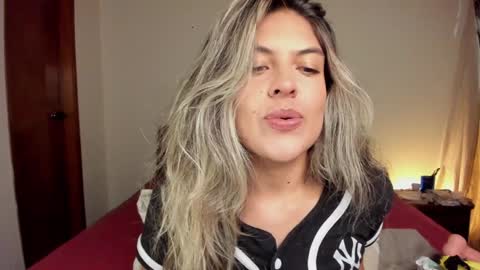 Leslie Beltrn online show from January 2025 03:15:01 AM