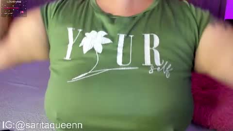 Snapshot of saara__queen chatting on July 2026 12:43:02 AM saara__queen online show from July 2026 12:43:02 AM