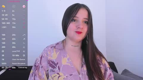Snapshot of sabrina_lennox chatting on June 2026 06:32:02 PM Sabrina Maria online show from June 2026 06:32:02 PM