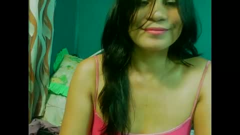Snapshot of sabrinamae69 chatting on January 2025 10:30:02 PM naden online show from January 2025 10:30:02 PM