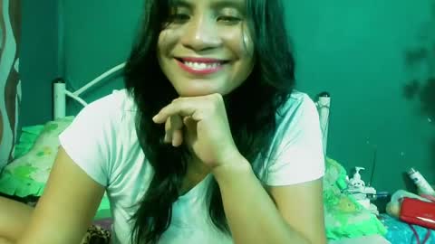 Snapshot of sabrinamae69 chatting on January 2025 01:45:02 PM naden online show from January 2025 01:45:02 PM