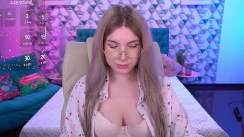Snapshot of sabrinamuse chatting on May 2026 06:41:02 AM Sabrina online show from May 2026 06:41:02 AM