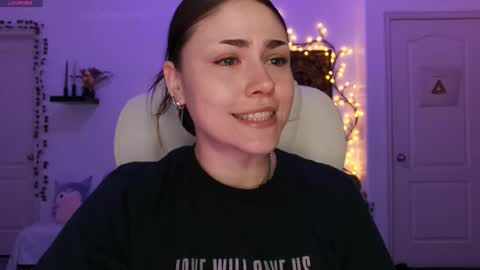 Sadie Renee  online show from March 2026 12:32:02 AM