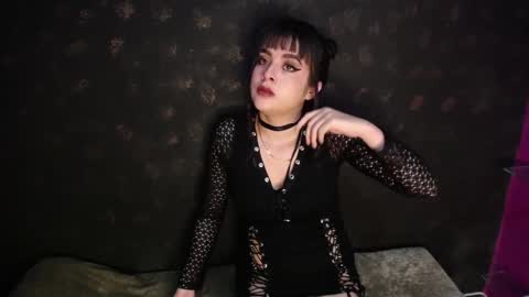 Snapshot of sadiie_queen chatting on December 2024 11:28:01 AM Sadie Queen online show from December 2024 11:28:01 AM