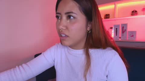 Cami online show from October 2025 07:47:02 PM