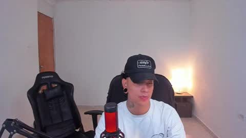 saenz_hotx online show from November 2025 05:58:02 PM