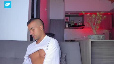 Snapshot of sag_1998 chatting on February 2025 05:15:01 AM Sag online show from February 2025 05:15:01 AM