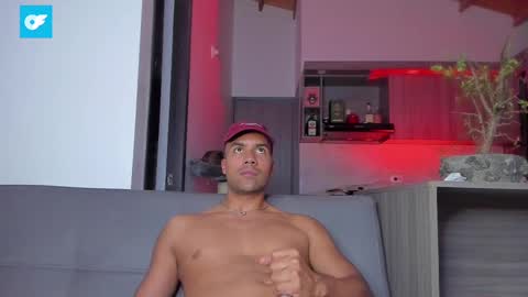 Snapshot of sag_1998 chatting on March 2025 09:40:01 AM Sag online show from March 2025 09:40:01 AM