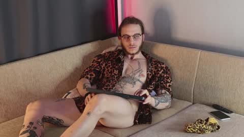 Snapshot of sage6688 chatting on January 2025 08:46:02 AM Adam online show from January 2025 08:46:02 AM