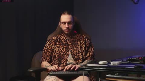 Snapshot of sage6688 chatting on January 2025 04:57:02 AM Adam online show from January 2025 04:57:02 AM