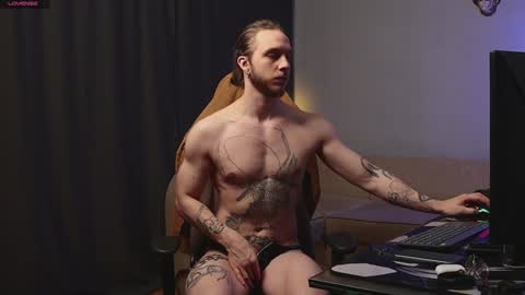 Snapshot of sage6688 chatting on January 2025 11:00:01 AM Adam online show from January 2025 11:00:01 AM