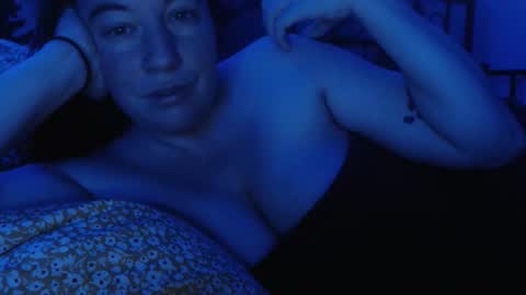 Snapshot of saggiemaggie chatting on December 2025 11:52:02 AM saggiemaggie online show from December 2025 11:52:02 AM