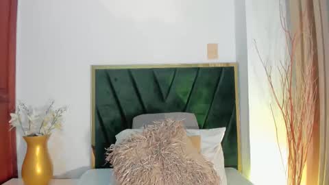 Snapshot of sagirabelle chatting on October 2025 06:18:02 PM Sagira Belle online show from October 2025 06:18:02 PM