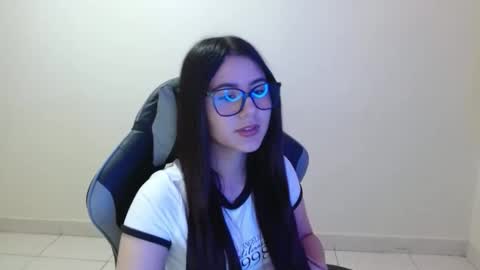 Snapshot of sahaliefox_ chatting on October 2025 07:24:02 PM Sahaliefox online show from October 2025 07:24:02 PM