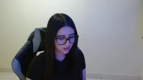 Snapshot of sahaliefox_ chatting on November 2025 09:58:01 PM Sahaliefox online show from November 2025 09:58:01 PM