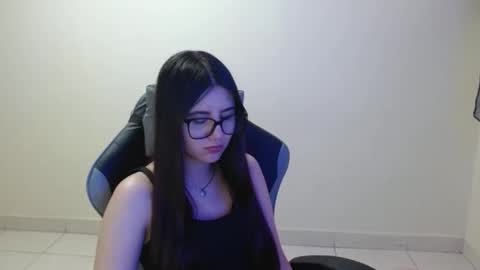 Snapshot of sahaliefox_ chatting on November 2025 09:39:01 PM Sahaliefox online show from November 2025 09:39:01 PM