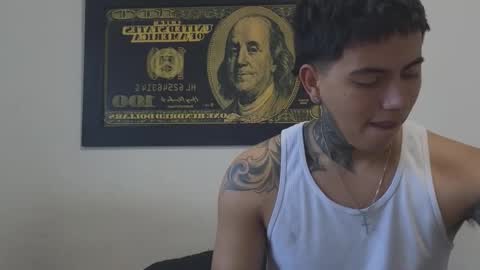 Snapshot of sahara_n_thiago chatting on October 2025 11:39:02 AM Sahara y Thiago online show from October 2025 11:39:02 AM