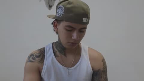 Snapshot of sahara_n_thiago chatting on November 2025 11:11:01 AM Sahara y Thiago online show from November 2025 11:11:01 AM