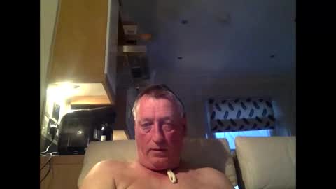 sail_naked online show from April 2026 07:07:02 PM