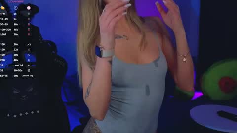 Sofia online show from February 2025 08:19:02 PM