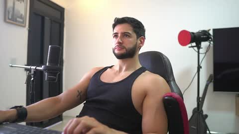 saimon  online show from April 2026 03:47:01 PM