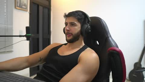 saimon  online show from April 2026 08:28:02 PM