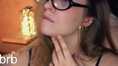 Snapshot of saint_trisha chatting on June 2026 12:32:02 AM Trisha online show from June 2026 12:32:02 AM