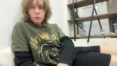 saintfawn online show from April 2026 04:28:02 PM