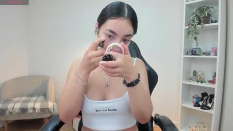 Snapshot of sakura_harper chatting on February 2026 05:58:01 AM Sakura Harper online show from February 2026 05:58:01 AM