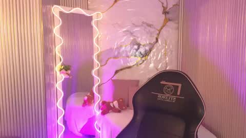  sakura  online show from April 2026 02:49:02 AM