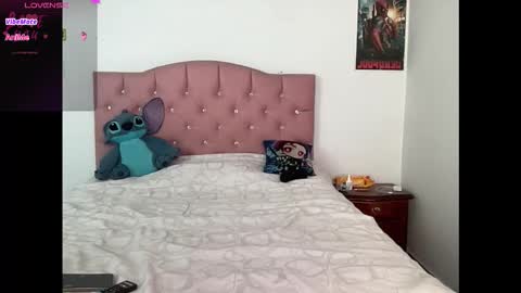 Luna  online show from March 2026 06:44:02 PM