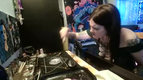 salemsslut online show from February 2025 02:04:01 PM