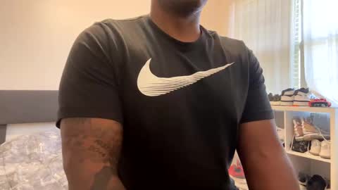 Snapshot of salgozzi chatting on January 2025 07:21:01 PM Cum Hanks online show from January 2025 07:21:01 PM