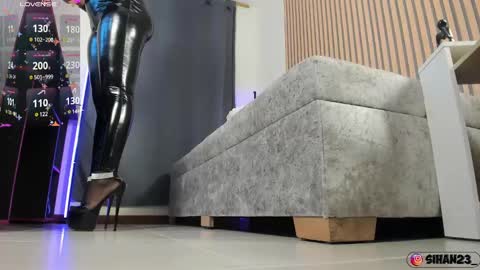 Snapshot of sali_g chatting on January 2025 11:00:01 PM Sali G online show from January 2025 11:00:01 PM