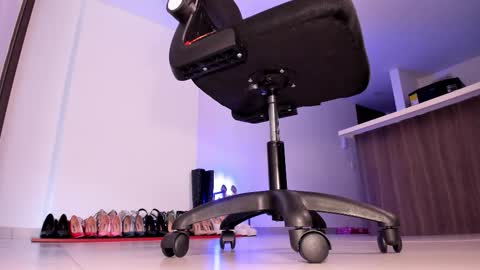 Snapshot of sali_g chatting on November 2025 08:32:01 PM Sali G online show from November 2025 08:32:01 PM