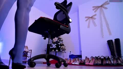 Snapshot of sali_g chatting on December 2025 01:05:02 PM Sali G online show from December 2025 01:05:02 PM